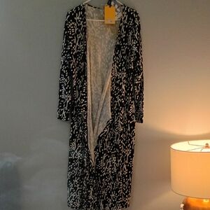 Elegant Black and White Women's Wrap Dress